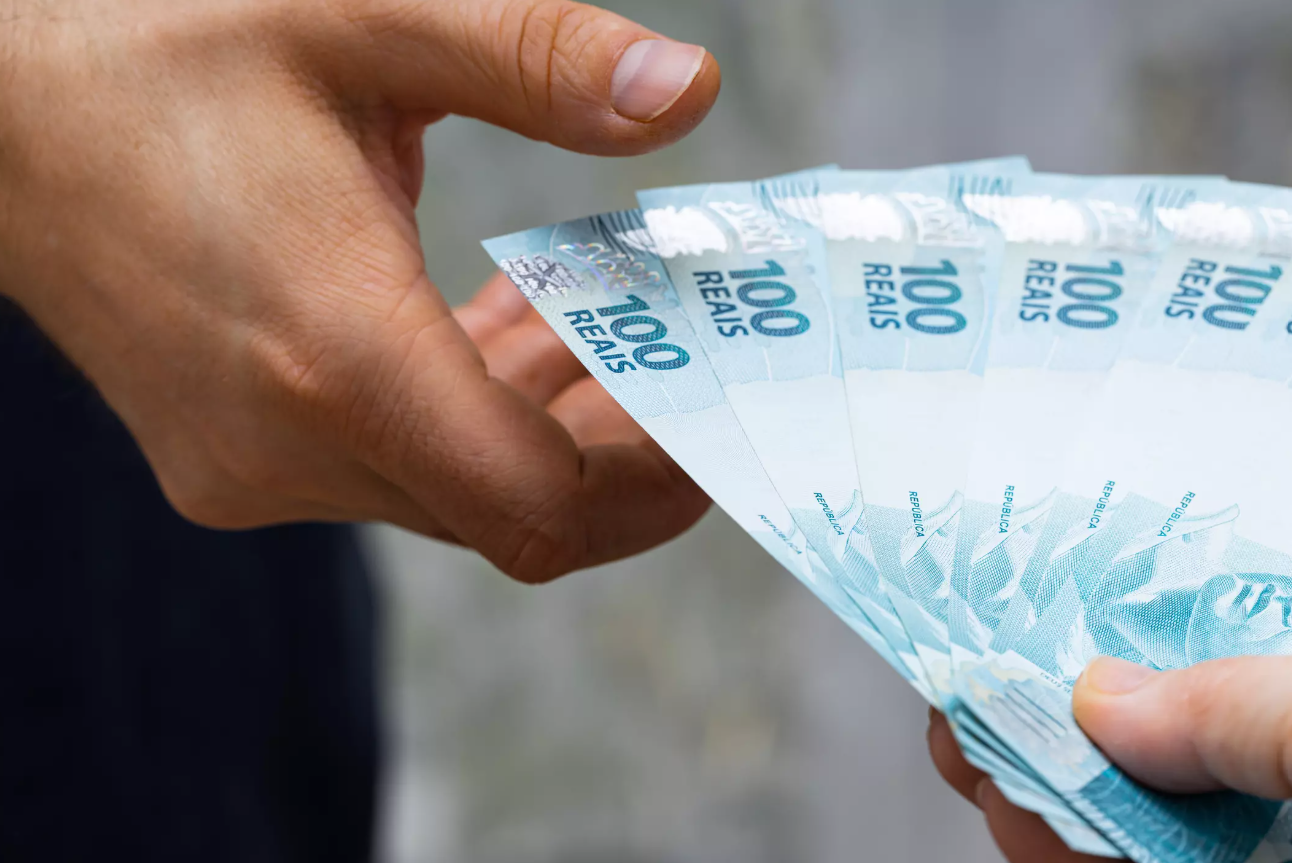 Novo empréstimo consignado: Como a nova modalidade pode reduzir juros e beneficiar trabalhadores