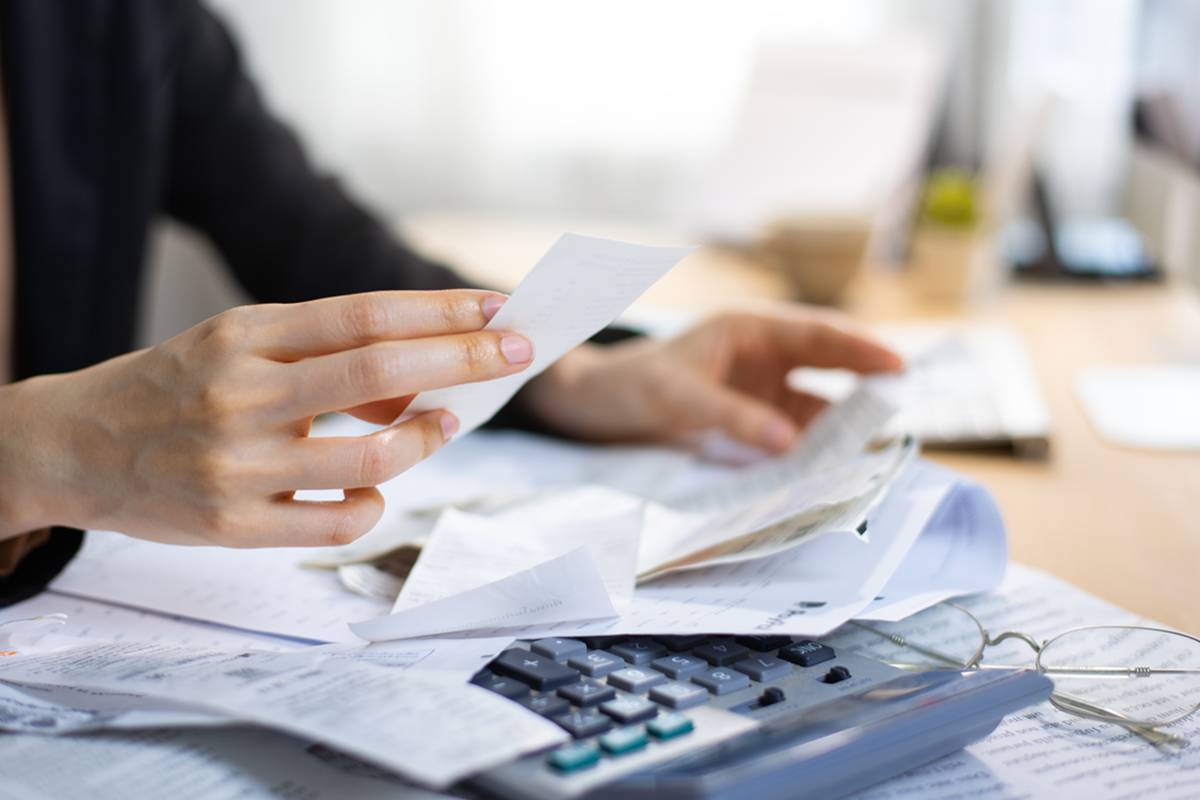Gestão de dívidas: Por que o empréstimo consignado é a melhor alternativa para consolidar créditos?