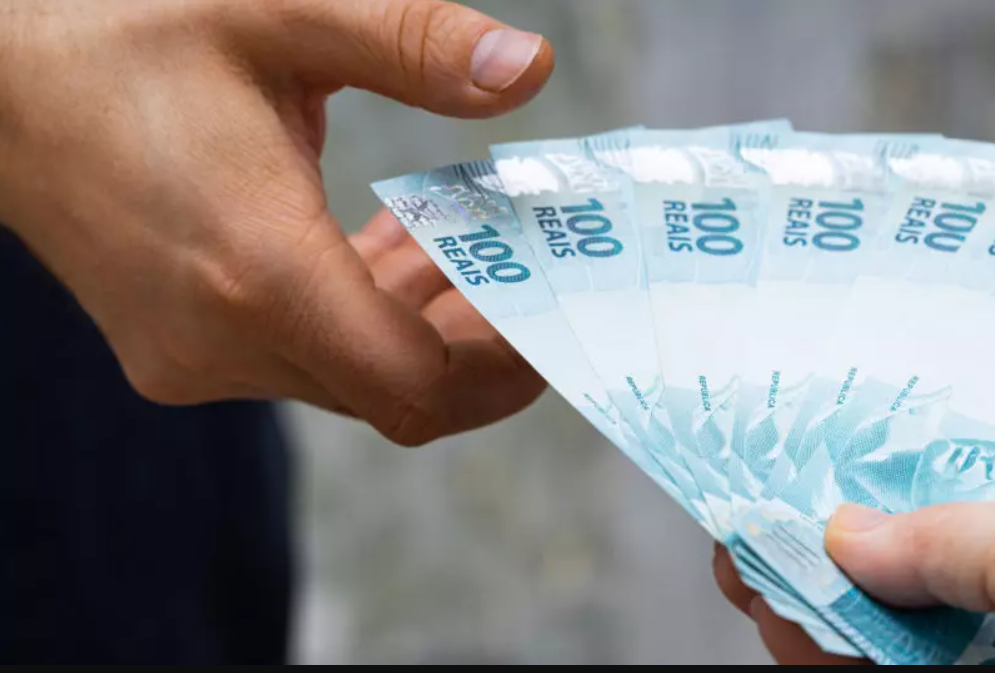 Análise da relação entre o valor do empréstimo consignado e o prazo de pagamento