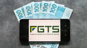 Vantagens e cuidados na antecipação do FGTS: tudo o que você precisa saber antes de contratar