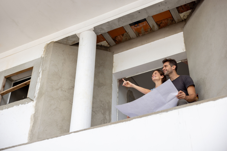 Antecipar FGTS para reformar casa: como funciona