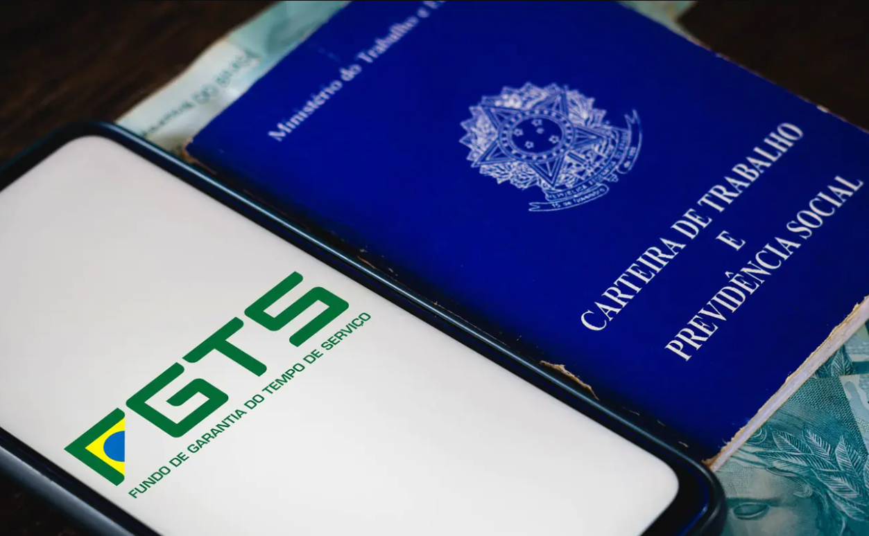 Antecipar saque FGTS é seguro para quem é CLT?