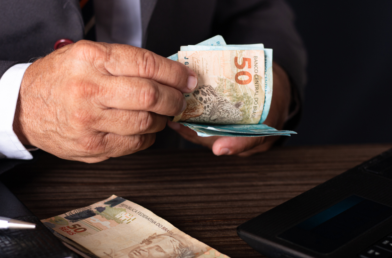 Funcionário público inativo pode contratar empréstimo consignado?