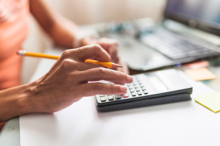 Como calcular as parcelas do empréstimo consignado CLT antes de contratar?