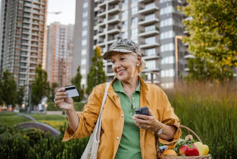 Cartão consignado INSS: Como funciona e quando vale a pena?
