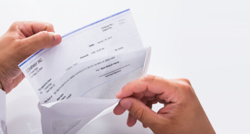 O que fazer se o banco descontar um valor errado no seu contracheque?