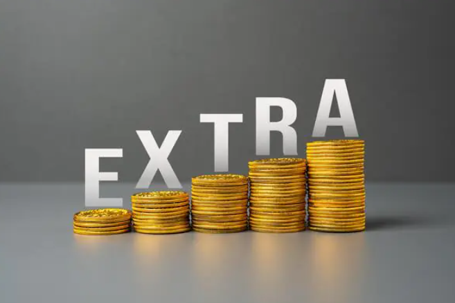O dilema da renda extra: Onde o empréstimo CLT entra?