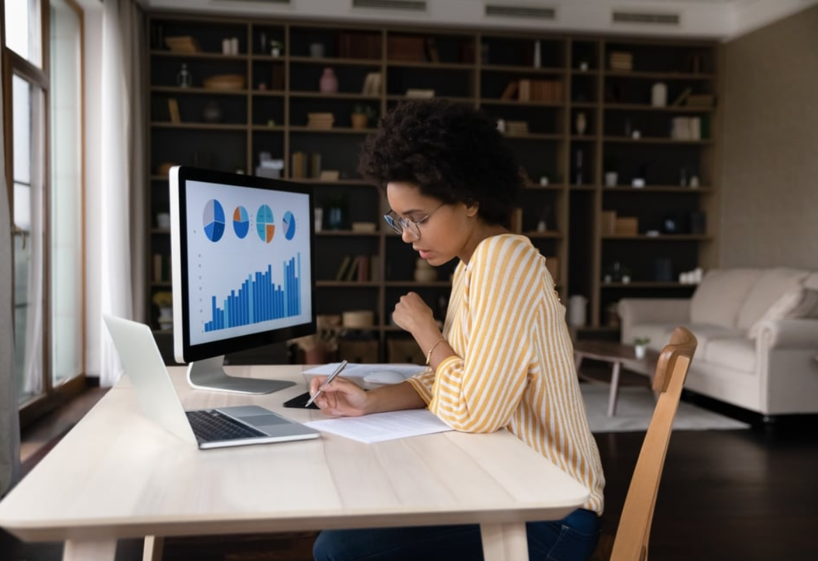 Empréstimo CLT para quem está em home office: Como comprovar vínculo sem ir à empresa?