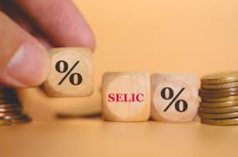 Taxa Selic e o consignado CLT: O que esperar dos juros?