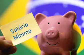 Consignado pode afetar aumento do salário mínimo?