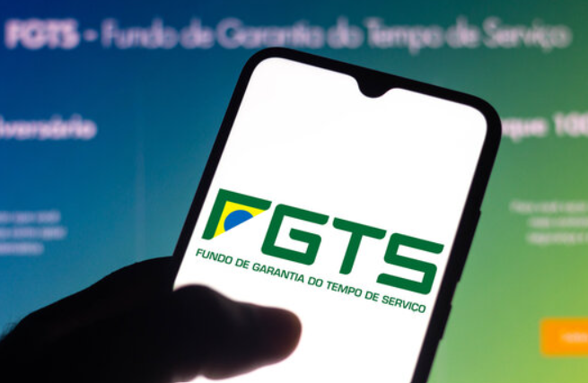 Posso fazer empréstimo CLT mesmo sem saldo no FGTS?