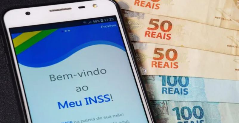 O banco sabe quando vou receber reajuste do INSS?